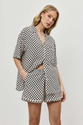 Пижама вискозная с шортами Aruelle Vesper черный/песочный