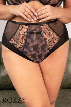 Трусы шорты-стринги Kris Line Blurry черный/мультиколор