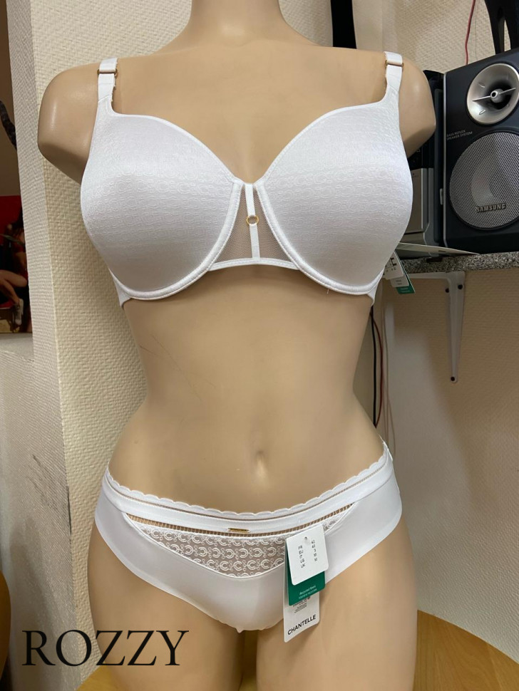 Бюстгальтер спейсер Chantelle Monogram C11ZN3 белый